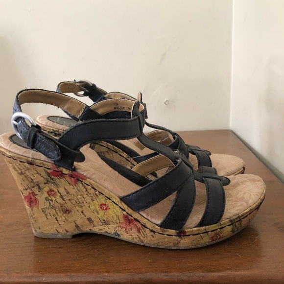 Born Floral Wedge Sandal - size 7 - Picture 10 of 14